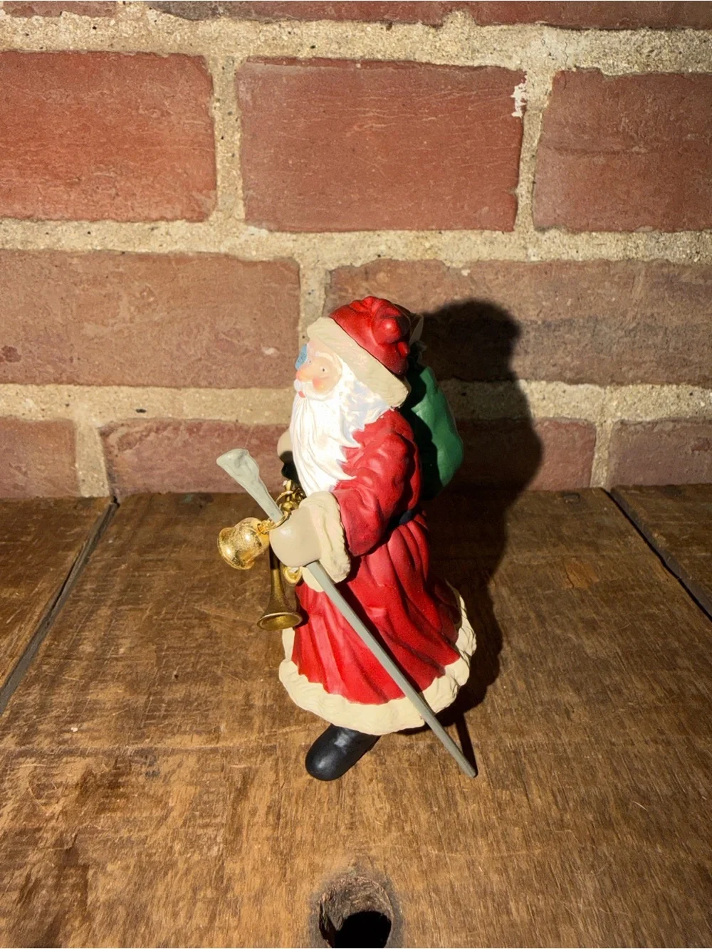 N/A festive red